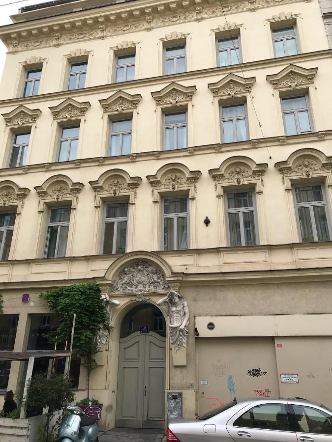 Good Old Times Apt II Vienna Exterior photo