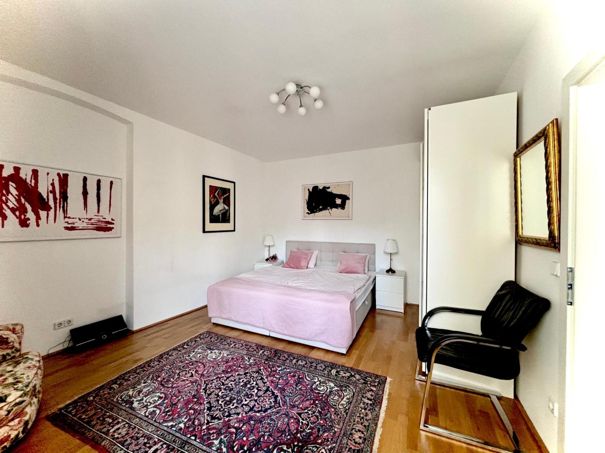 Good Old Times Apt II Vienna Exterior photo